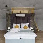 Glamping