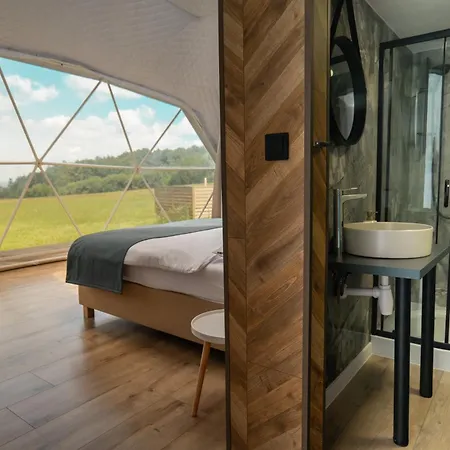 Glamping *