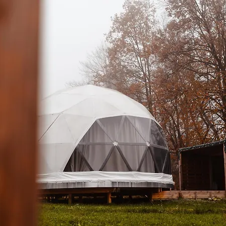 Glamping